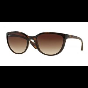 Ray-Ban Subtle Cat Eye Sunglasses